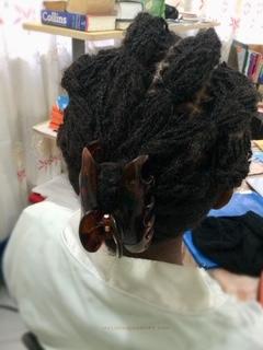 short loc style
